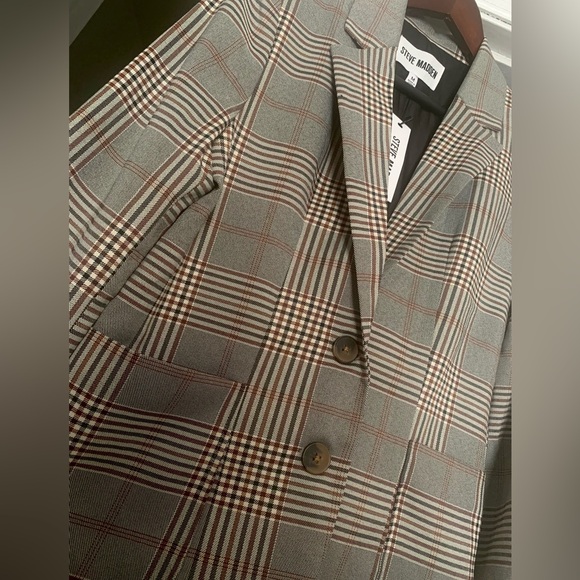Steve Madden Plaid Blazer - Picture 4 of 4